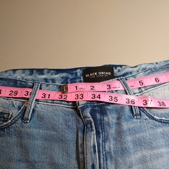 Black Orchard Juniors 27 Faded Jean Distressed unhemmed Mini Skirt New Tags FLAW - Picture 6 of 8